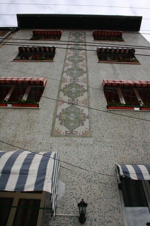 Villa Tamara Boekarest Buitenkant foto