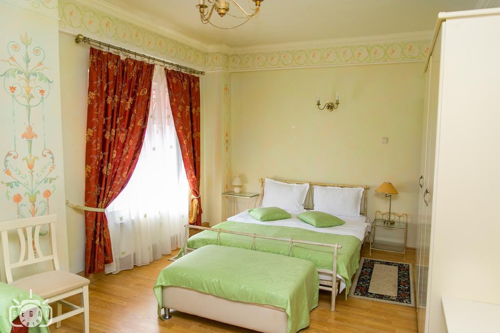Villa Tamara Boekarest Buitenkant foto